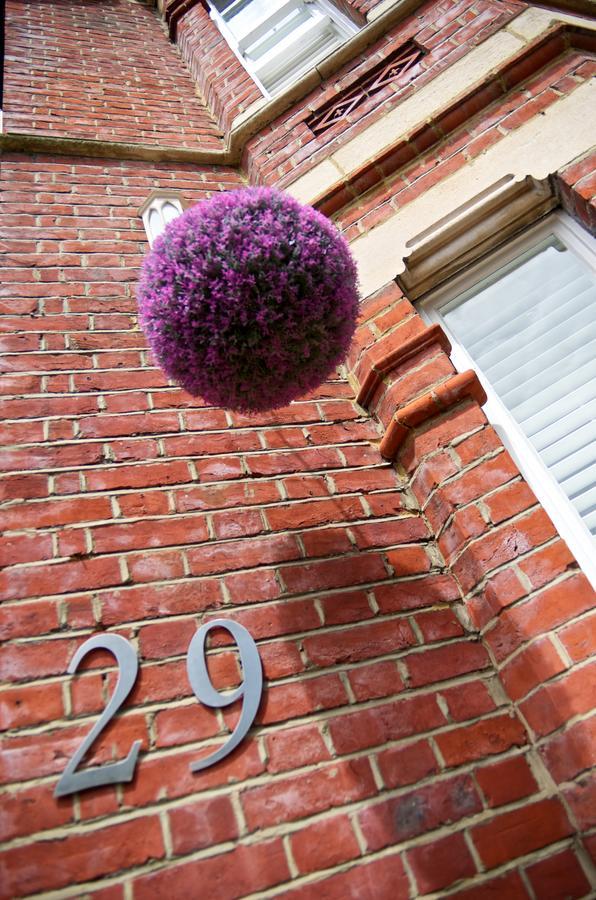 Fleuchary House No. 29 Bed and Breakfast St Albans Exteriör bild