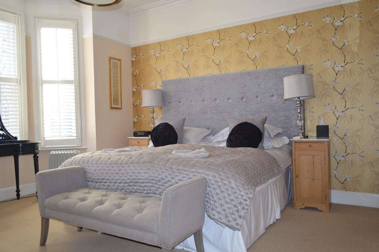 Fleuchary House No. 29 Bed and Breakfast St Albans Exteriör bild